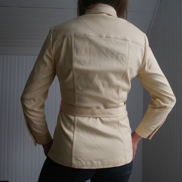 Gorgeous y2k St. John Sport Ivory Jacket - Picture 3 of 8